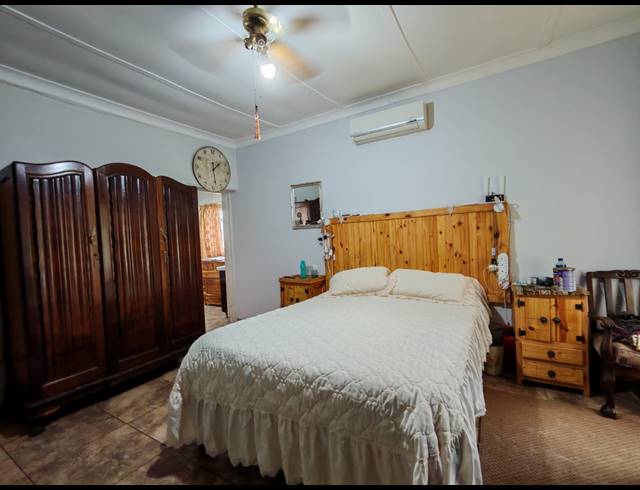 3 BEDROOM HOUSE FOR SALE IN THREE RIVERS